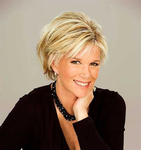 Best Short Haircuts For Older Ladies