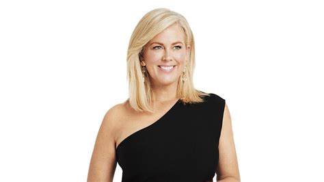 Sam Armytage On Why She Unfollows People Who Annoy Her On Social Media