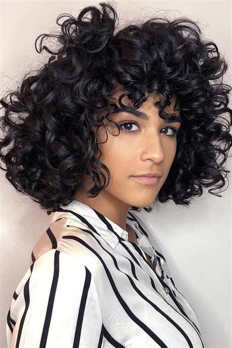 Hairstyles For Super Curly Hair 60 Styles And Cuts For Naturally Curly Hair In 2021 This