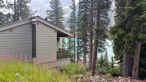 Moraine Lake Lodge Banff Np Ab Mdt Travels