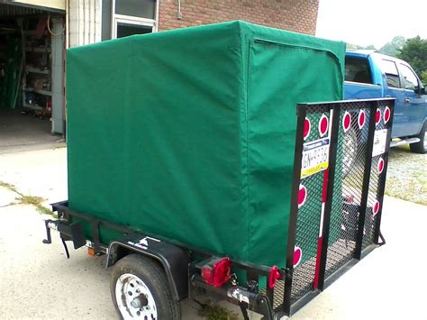 Accessible Hunter Canvas On The Trailer