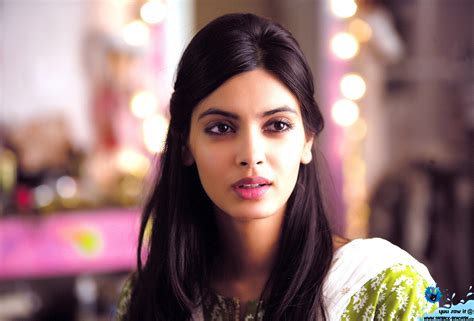 hot sexy spicy wallpapers diana penty hot wallpaper
