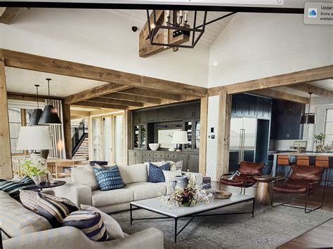 Pin By Amber Maughan On Cabin Design In 2020 Home Living Room Ranch