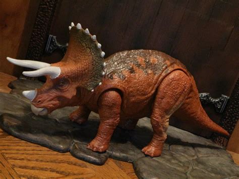 Action Figure Barbecue Action Figure Review Triceratops Roarivores From Jurassic World By Mattel