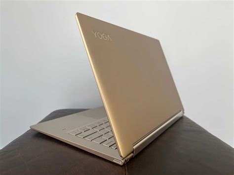 Lenovo Yoga 9i Review This Premium 2 In 1 Laptop Keeps Going And Going