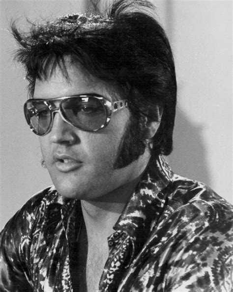 The Sunglasses Of Elvis Presley A Stylish Icons Eyewear Choices