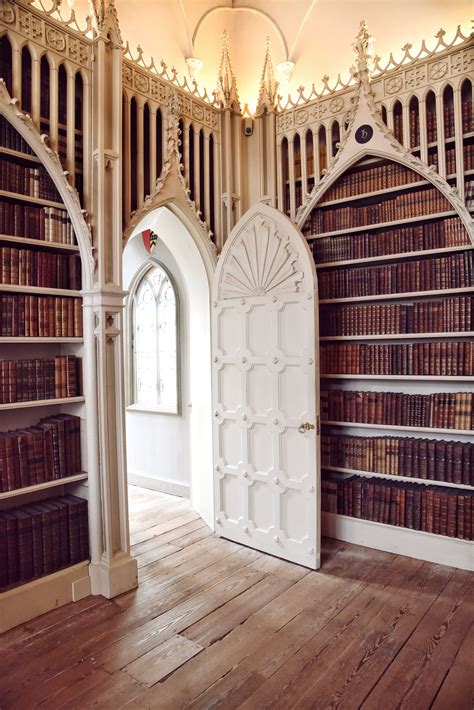 Gorgeous Libraries In England Gothic House House Design House