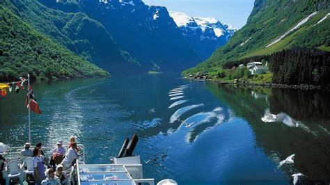 Sognefjorden Fjord Cruise Visit Flåm