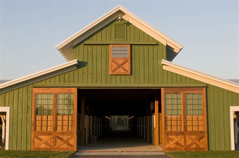 See more ideas about horse barns, dream barn, barn stables. 11 Features Found in the Best Horse Stalls : Saratoga Stalls: European Horse Stalls - Custom ...