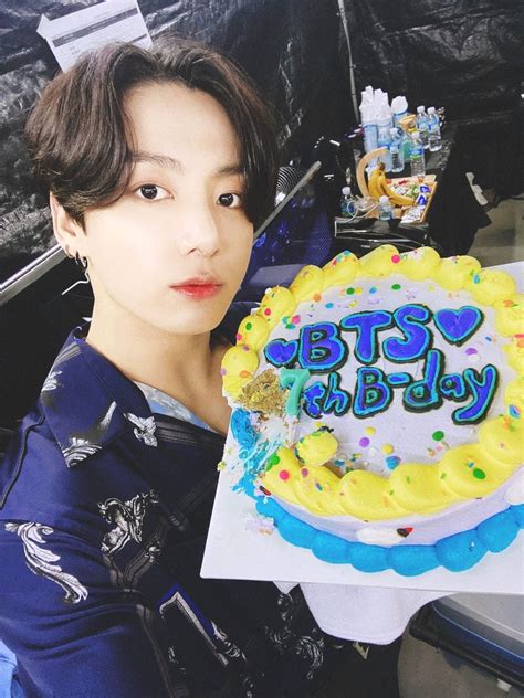 Jungkook Armie Thank You So Much Bts Cake Bts Birthdays Bts Happy