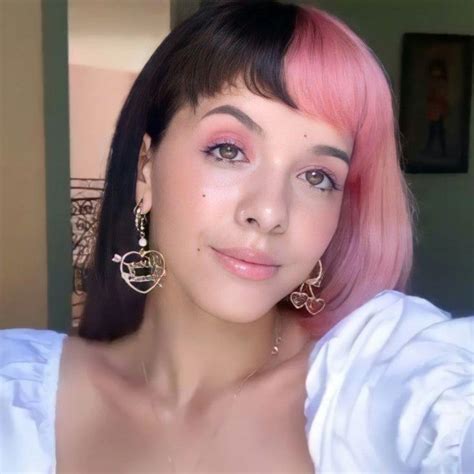 Melanie Martinez Raltlatinos