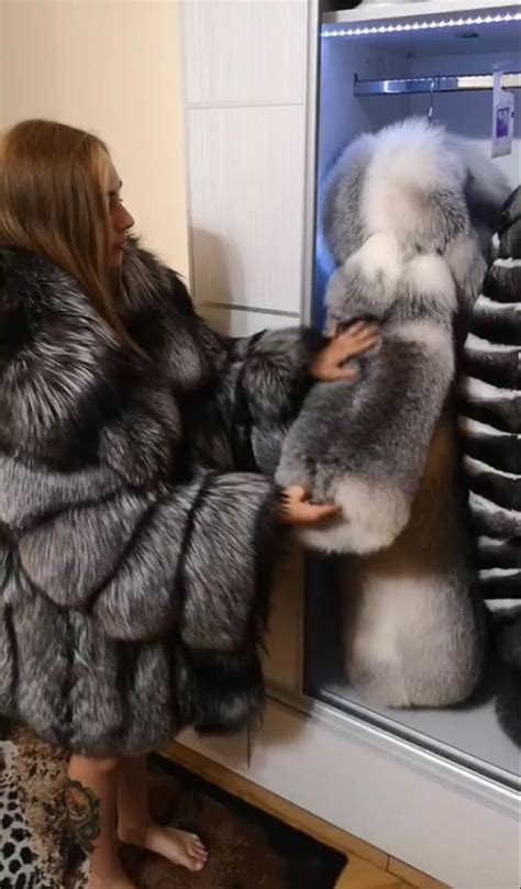 pin by roxana russo on roxana wonderful fur world in 2022 girls fur coat fur coats women fur