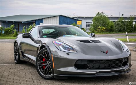 Interior features include a jet black leather trimmed and suede wrapped interior, competition sport seats, suede wrapped steering wheel and shifter, yellow contrast. Chevrolet Corvette C7 Z06 - 16 May 2015 - Autogespot
