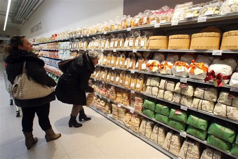 Questa E L Italia Di Oggi Pensionata Sviene Al Supermercato Perche Non Ha Soldi Per Mangiare