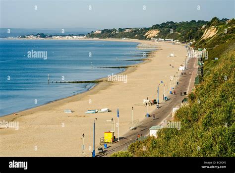 Bournemouth Strand Hi Res Stock Photography And Images Alamy