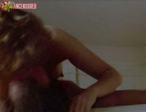 Kathleen Turner Nude Pics Page 3