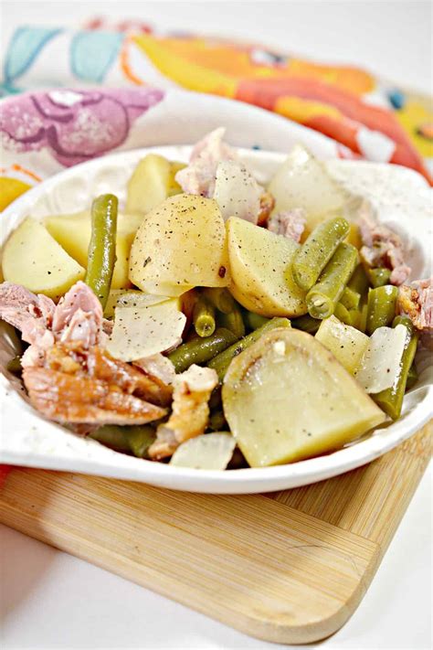 You just dump it all in the slow cooker and turn it on. Slow Cooker Ham, Green Beans and Potatoes - Sweet Pea's ...