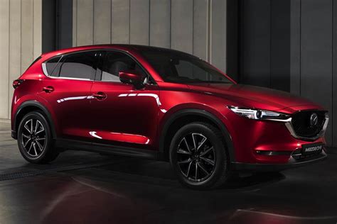 Maximum cargo capacity is 59.6 cubic feet with the rear seat folded down. New Mazda CX-5 for Sale | 2018/19 Mazda CX-5 Deals | JCT600