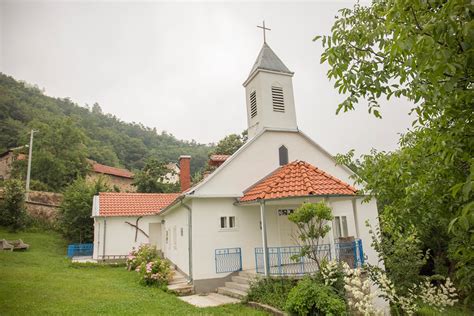 Kisha Q U B Shkolla E Par Shqipe N Kosov Prointegra