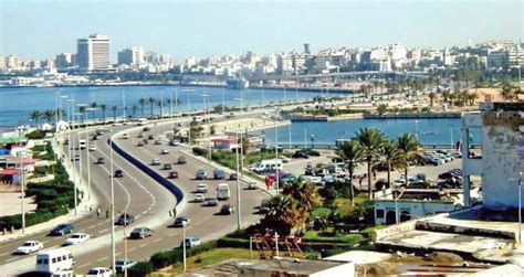 أخبار ليبيا ومستجداتها في شتى المجالات، السياسية والاقتصادية والرياضية والثقافية، مع كل ما هو جديد ومثير للاهتمام في كافة المدن أكد سفير باكستان لدى ليبيا رشاد جاويد، عزم بلاده تعزيز التعاون مع ليبيا في مجالات الصحة والتعليم والصناعة والبنى التحتية،… خطف محامي في طرابلس للحصول على 400 ألف دينار فدية - بوابة ...