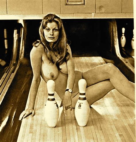 Cmnf Nude Women Bowling 25 Pics