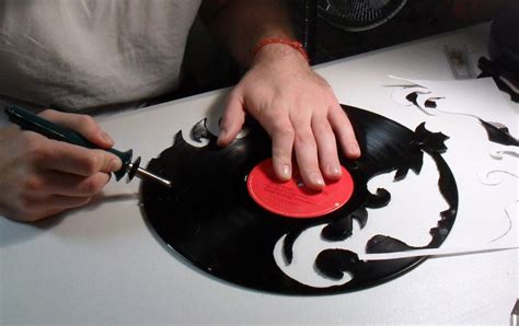 How To Make A Custom Vinyl Record Clock Cut The Vinyl Spins Uses