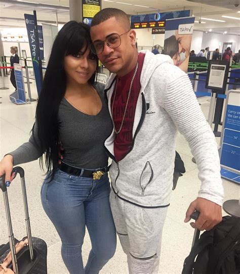 Rose Monroe Rosexmonroex Con Gente De Zona En El Aeropuerto De Miami Fotos Zona De Bellezas