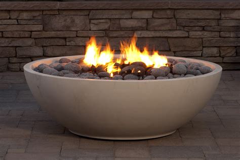 mezzaluna fire bowl eldorado stone