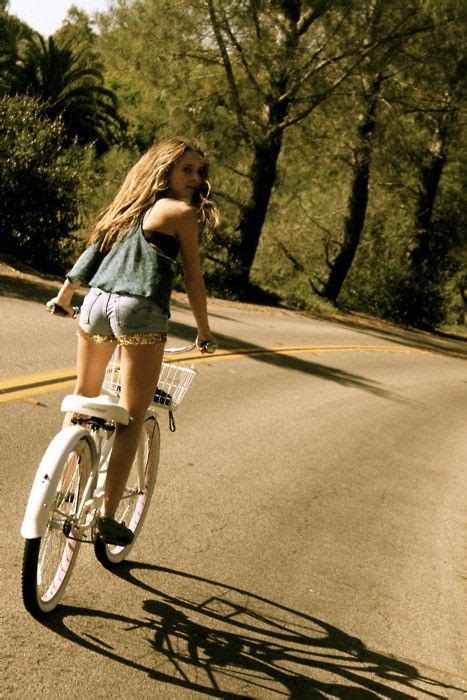 Pin By Vlad Sam On Board Bicycle Girl Girls On Bike I Want To Ride