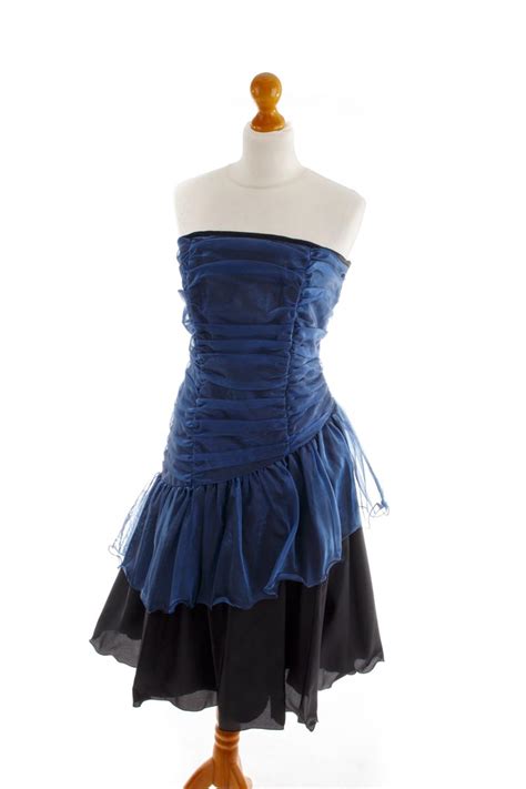 Maybe you would like to learn more about one of these? Vintage Vestito da Cocktail Party Abito da Sera Nero Blu ...