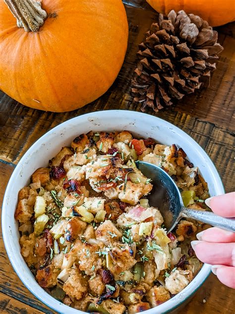 The Best Flavorful And Moist Turkey Dressing Marie Bostwick