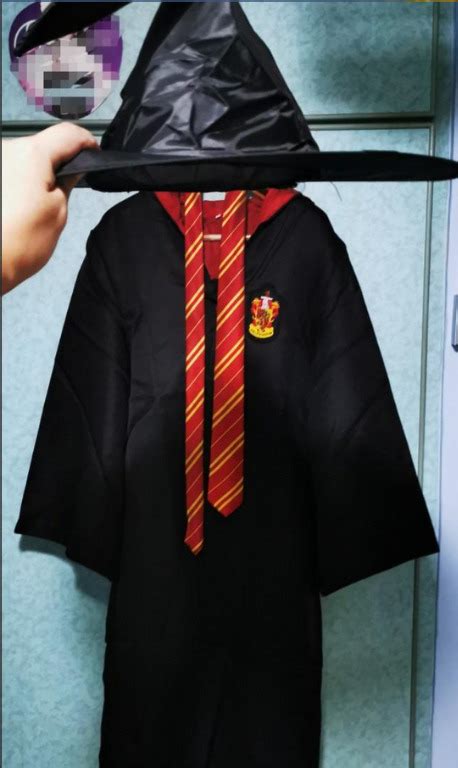 Rent Harry Potter Gryffindor Hogwarts Robe And Tie And Hat Mens