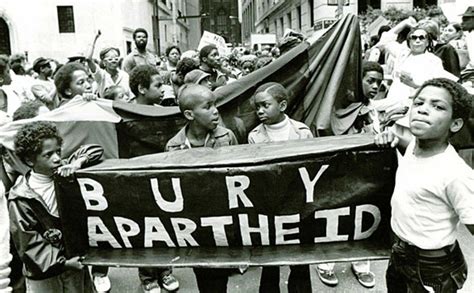 Der kampf des anc gegen die apartheid in südafrika war eine der größten befreiungsbewegungen des 20. Apartheid: 9 Ugly Remnants in Present Day South Africa