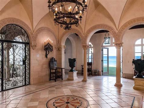 Palm Beach Mansion Lists For 30 Million