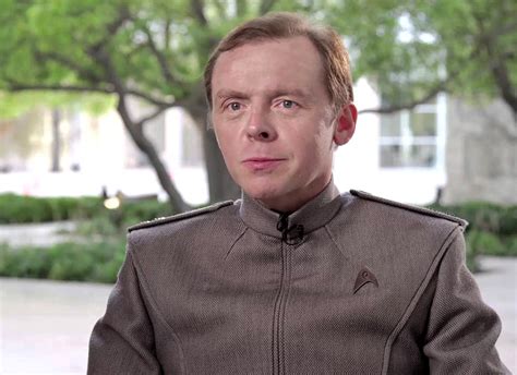 Simon Pegg Talks About Star Trek Beyonds Reshoots