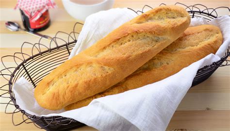 baɡɛt) is a long, thin loaf of french bread that is commonly made from basic lean dough (the dough, though not the shape, is defined by french law). Baguette | Zojirushi.com