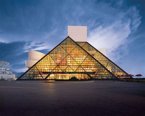 The Rock And Roll Hall Of Fame Museum By Im Pei Insplosion