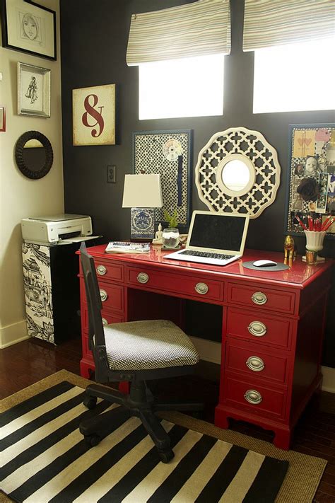 Your home office environment doesn't have to be sterile. 11 Simple Office Decorating Tips To Help Increase Your ...