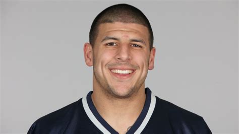 Questions abound in aftermath of ex-NFL star Aaron Hernandez's death ...