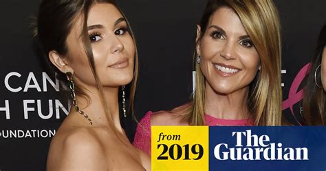 Olivia Jade Youtuber Caught Up In Us College Admissions Scandal Us