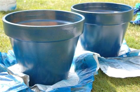 Can you paint glazed garden pots. Pin by Brenda Paulk on Gardening - Planter Ideas | Pinterest
