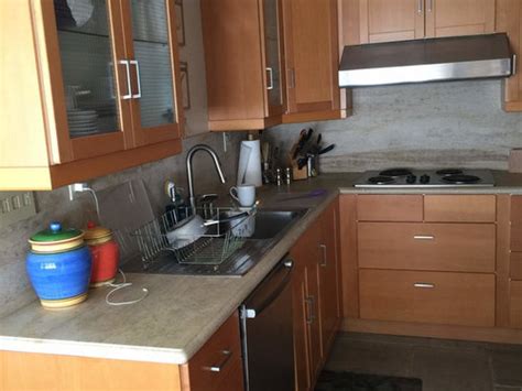 Find out the best paint tones and brands selection that can make your interior look fantastic. what color countertop and backsplash on maple cabinets?