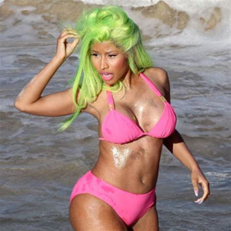 Bikini Shot Of The Day Nicki Minaj Keeps Things Colorful In Hawaii E