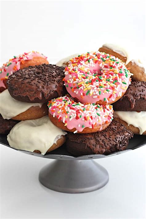 2 Ingredient Baked Cake Donuts The Bakermama