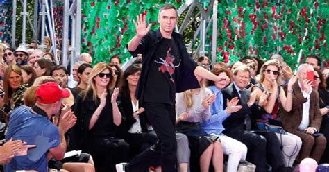 Raf Simons Is Leaving Dior For Personal Reasons Huffpost Style