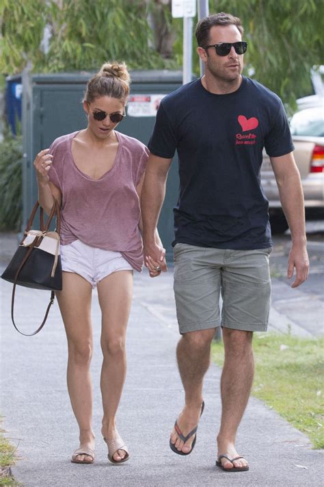 SAM FROST And Sasha Mielczarek Out And About In Sydney 02 12 2016