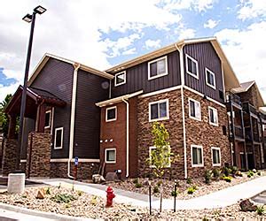 At the motel, each room is equipped with a wardrobe. Harney View Apartments Rapid City Pictures : 2015 Harney ...