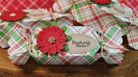 Oct 03, 2018 · the crackers come out about as thick as a corn chip. Do It Yourself Christmas Crackers / How To Make Christmas Crackers From Toilet Paper Rolls ...