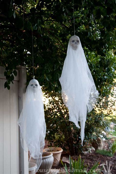 Easy 3 Spooky Skull Ghosts Diy Halloween Diy Outdoor Halloween
