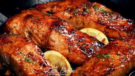 Honey garlic baked salmon recipes. Easy Honey Garlic Salmon is a throw together recipe in one ...